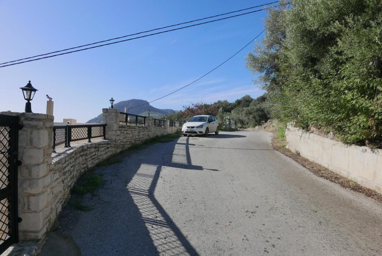 Apartment Renting House Galini *