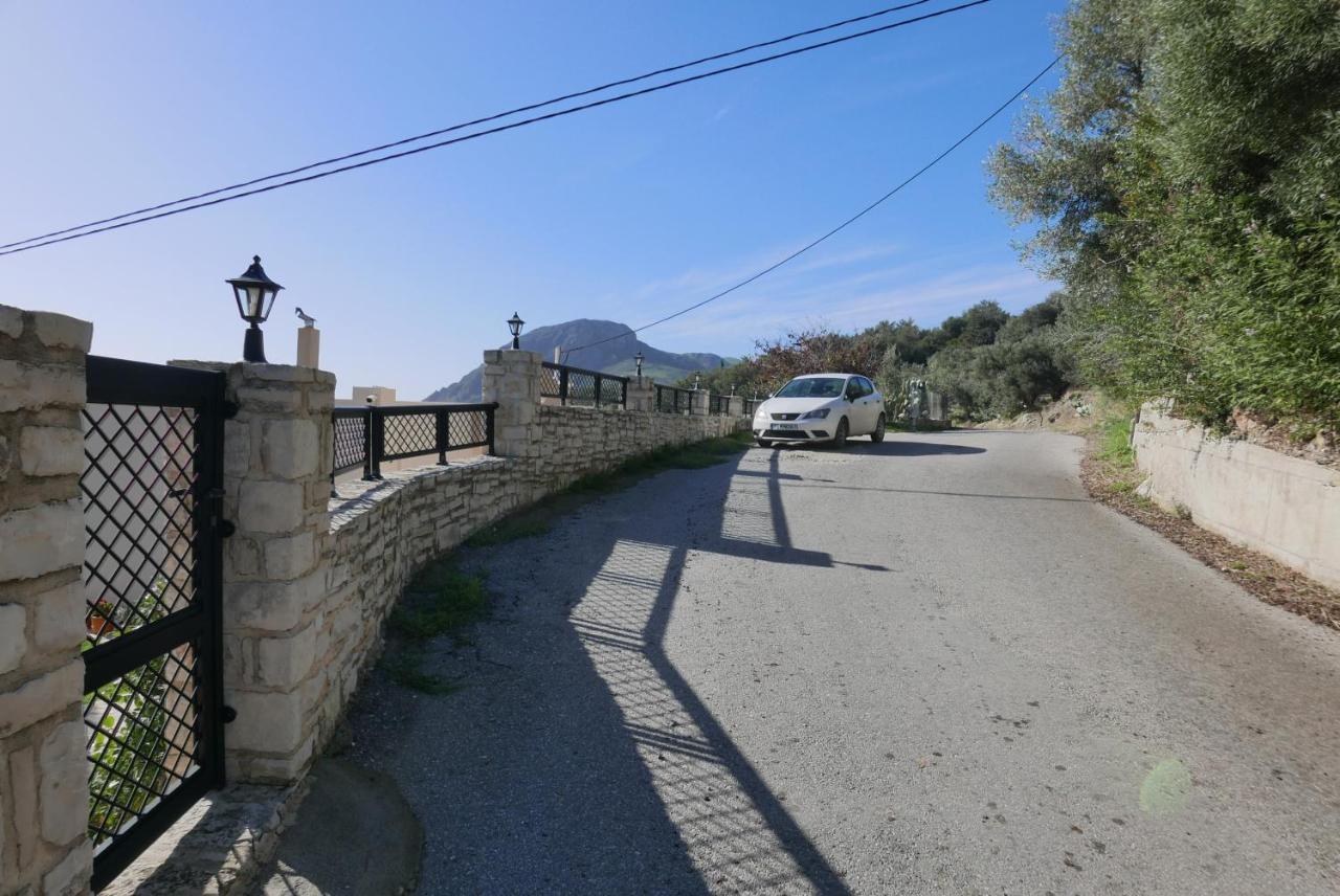 Apartment Renting House Galini *